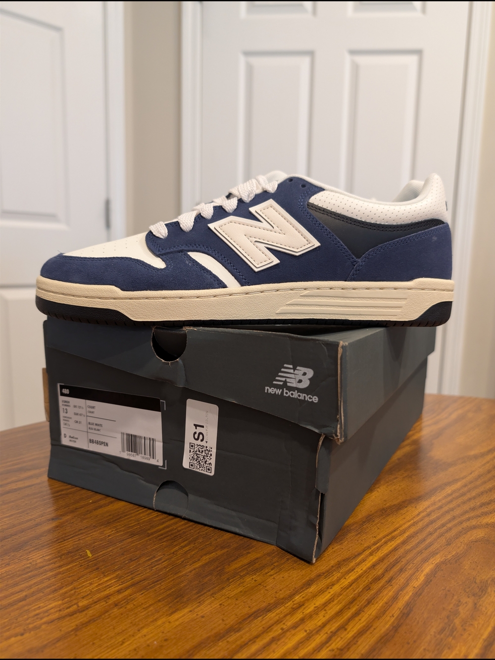 New Balance 480 Men’s Navy and White Court-Style Sneaker